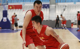 �аĶԿ�������ѵ����ս ���¾���������С����