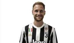 尤文图斯宣布德国铁卫加盟 先租后买接班博努奇