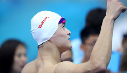 全运游泳孙杨夺个人首金 400米自由泳轻松卫冕