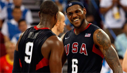 韦德骑士球衣号码 韦德穿9号球衣参加训练