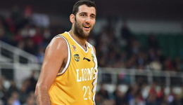 广厦大外入选希腊世预赛名单 广厦有意字母哥兄弟