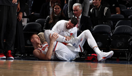 坎特复出22+14波神伤退 尼克斯痛宰热火止3连败