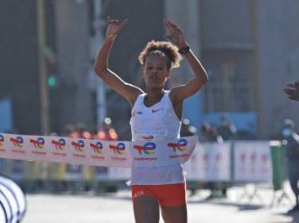 2350�׺��Σ�22��Ů��30��14��ˢ�·���Ů��10�����¼