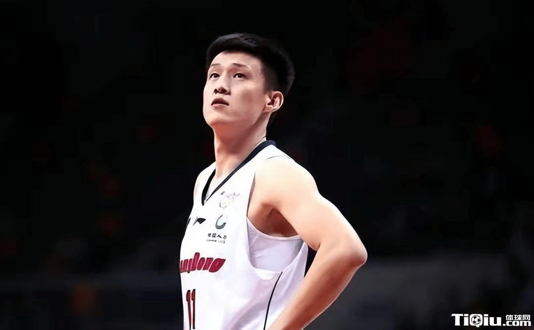 中国男篮周鹏意外炫富