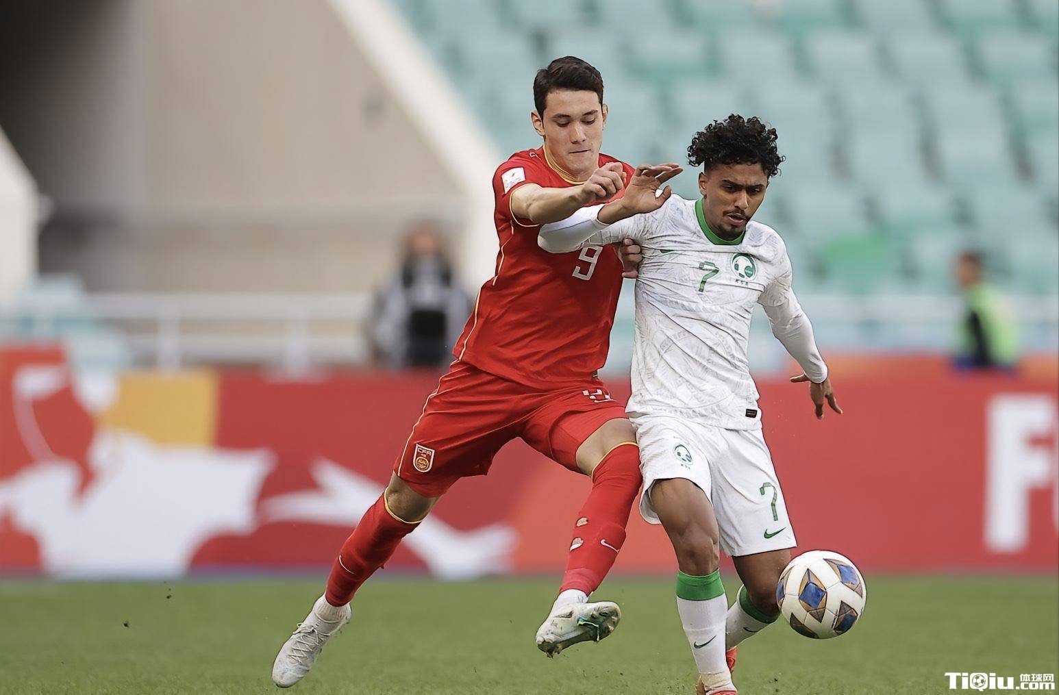 中国男足新爆发