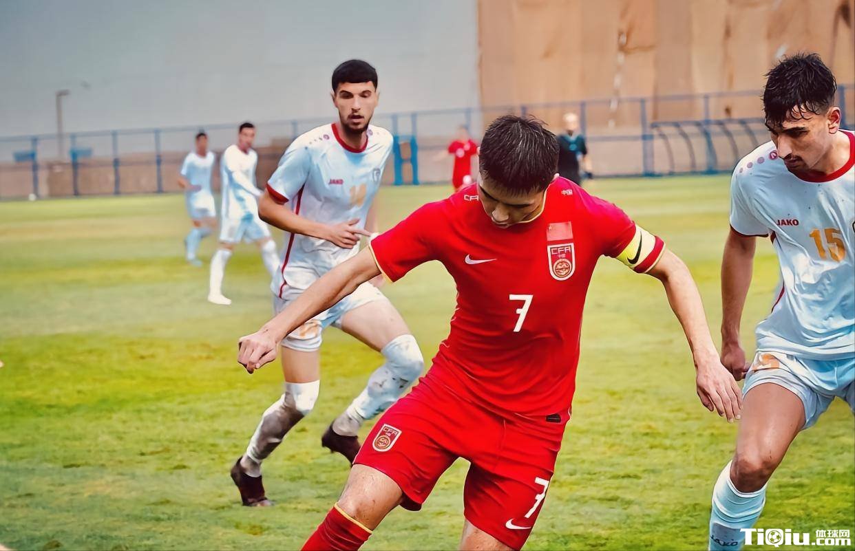 中国男足新爆发