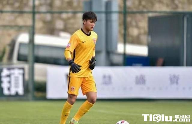 中国女足男足最新动态