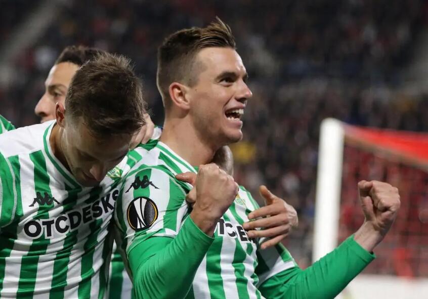 �糡���׻��ȿ��� �ʼұ���˹����ӭս�ӵ�˹