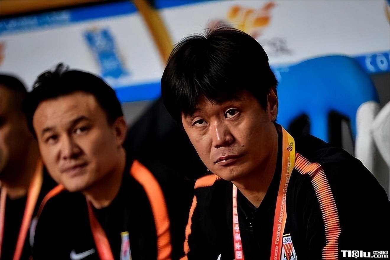 曝前两任女足主帅被带走