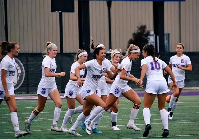 Ϳ��ٳ�������������ʤ ����¶�������������ֳ�ɫ