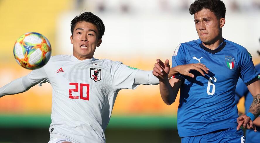 ������ӭ��С������ս �ձ�U20VS��ɫ��U20