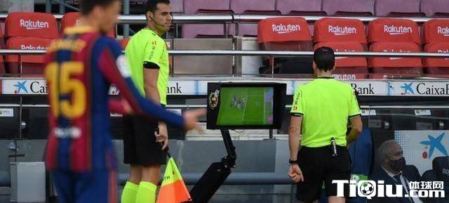 巴萨怒了向西足协申诉