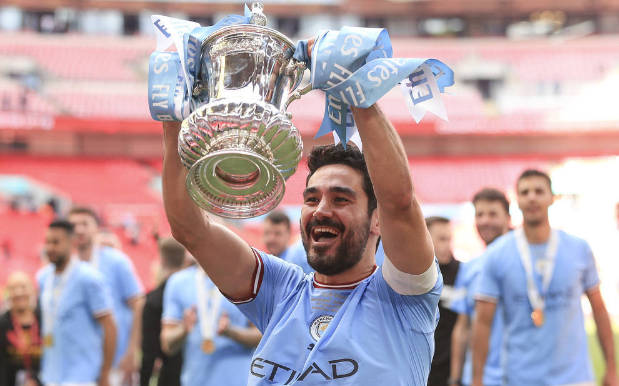 足总杯曼联技不如人 曼城获得赛季第二冠