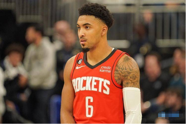 �����Ӽ����ض������С���� С����������ÿ�궼����������