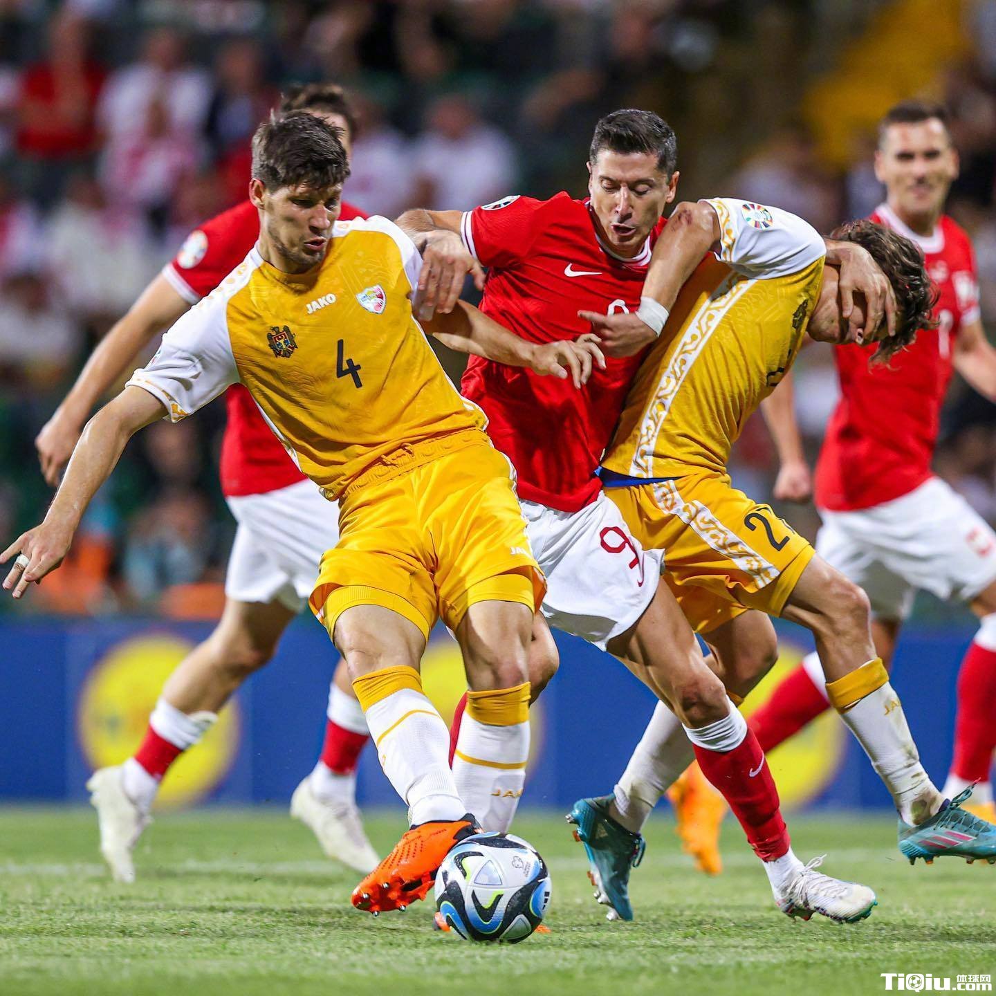 欧预赛大冷门摩尔多瓦诞生