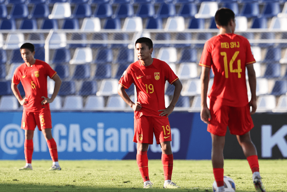 U17����Ұ�ɳ�� С���׳�����Ե���ޱ�