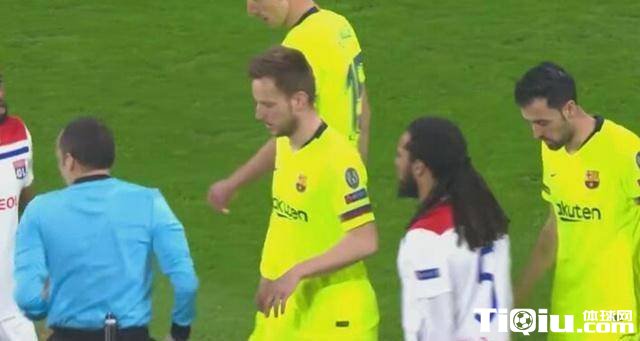 欧冠1/8决赛精彩回顾