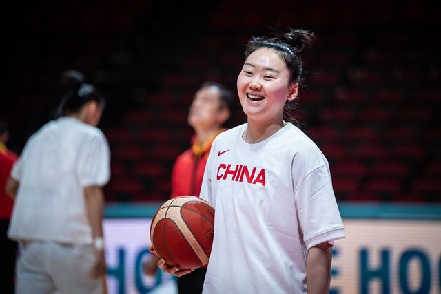 中国女篮核心再次重伤恐无缘奥运会 郑薇需提前物色替身