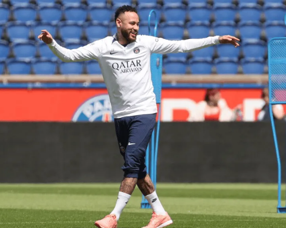 内马尔有望离开巴黎 切尔西向巴黎询问转会价格