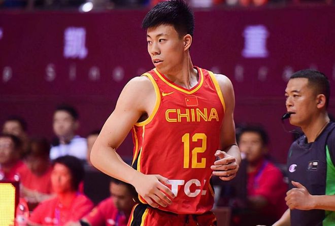 周琦受伤男篮遭逆转14分落败吞2连败 张镇麟20分赵继伟0分