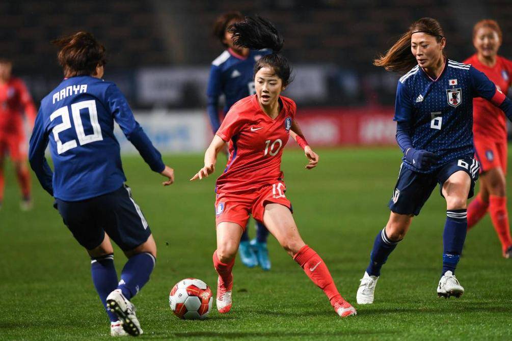 ����Ů������ò����� �����˶����ڶԷ�����