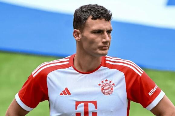 帕瓦尔尚未收到报价 拜仁现在想卖出他