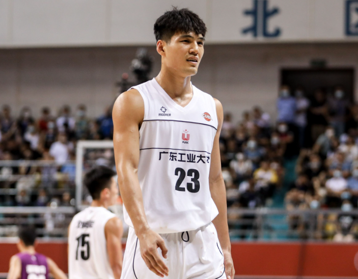 ����20�����ս���й�������ʮ�� ���˻���λ���¹���15+10