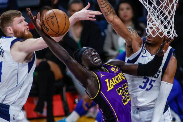 �������߽��������յ���ս �����й�������������ѹ��