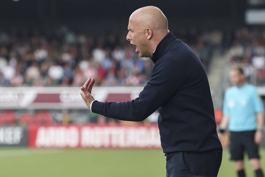 曼联正在考虑解雇滕哈格 准备用另一位荷兰籍教练取代他