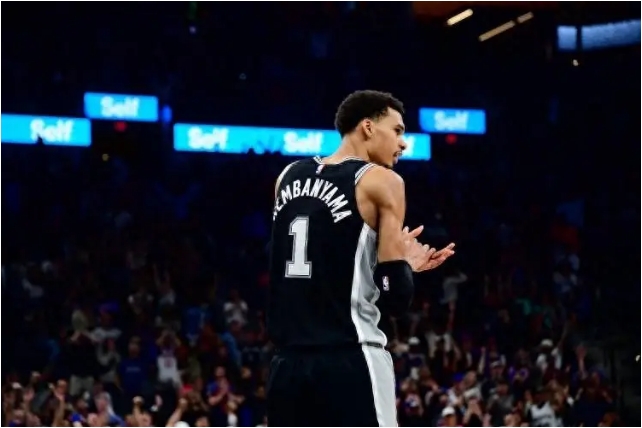 马刺下赛季能进季后赛吗