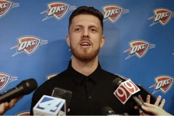 哈滕称新赛季将加强三分