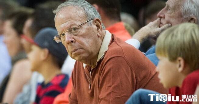 火箭队老板莱斯利-亚历大