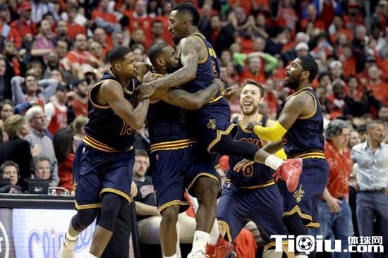 骑士新赛季遭遇各大夺冠阵容 金州F4已成骑士最大夺冠障碍