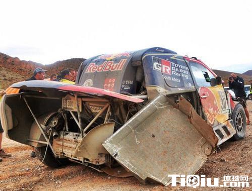 达喀尔拉力赛第三赛段 阿提亚的赛车严重损伤