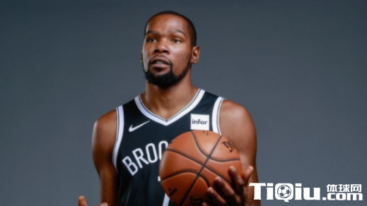 杜兰特2022年球队经历很多