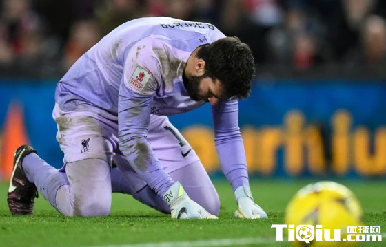 阿利森巨大超级失误遭怒批