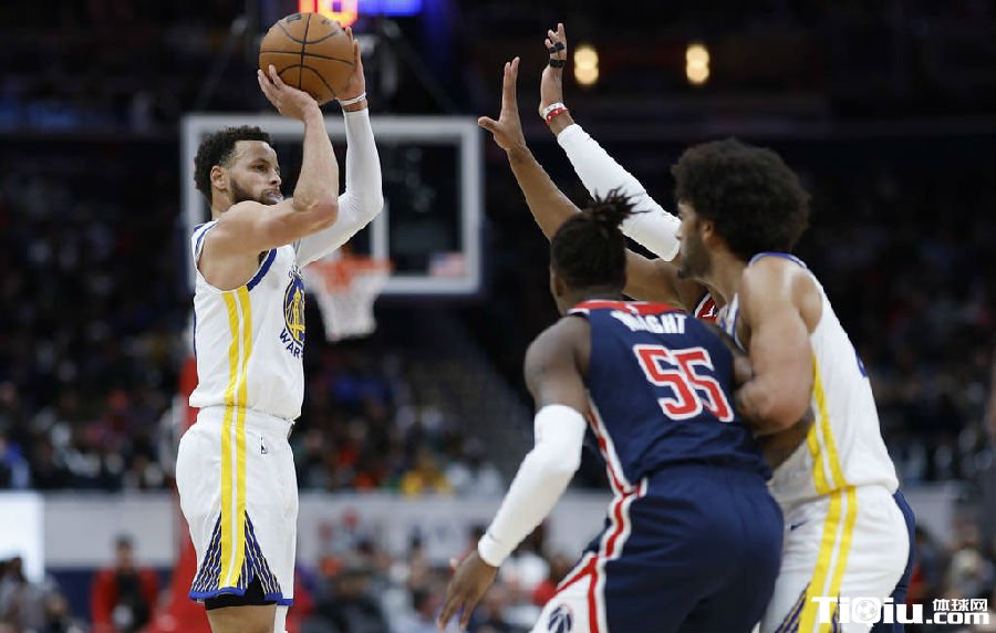 勇士队127-118战胜奇才队