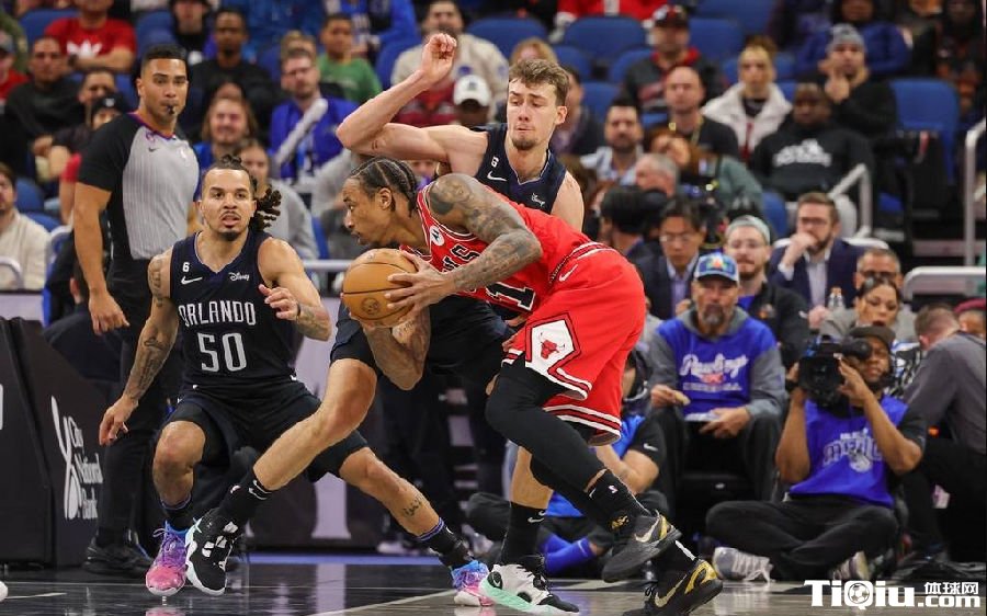 公牛128-109击败魔术