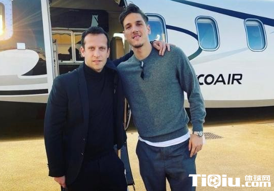 扎尼奥洛抵达伊斯坦布尔