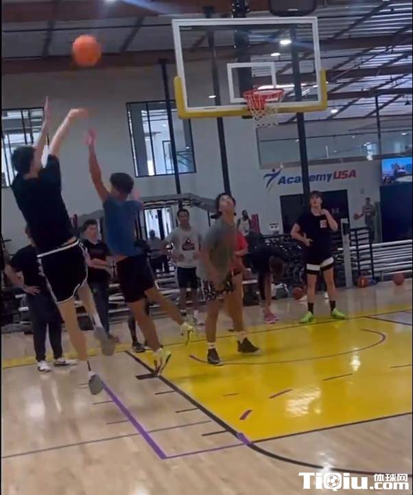 宏远派新星赴美深造