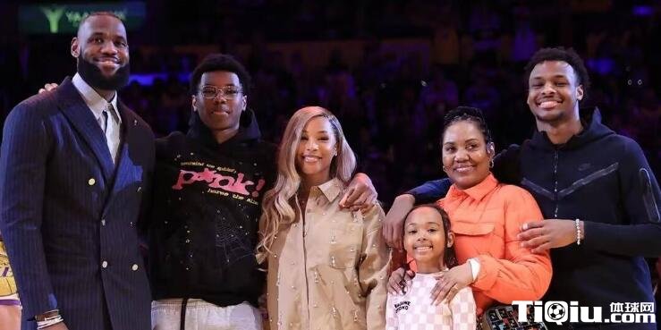 ºþÈËΪղķ˹¾Ù°ìÌØ±ðÒÇʽ