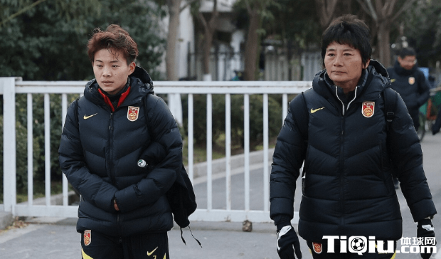 中国女足进入留洋造星时代