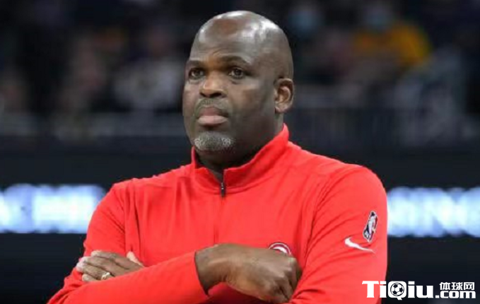 老鹰为什么解雇麦克米兰