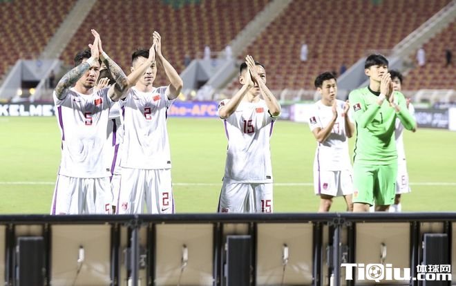 国足主帅扬科维奇2大弊端