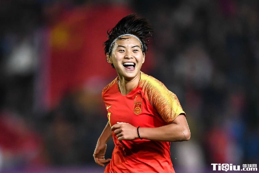 王霜获三八红旗手标兵称号