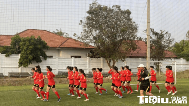 中国女足青年再获佳绩