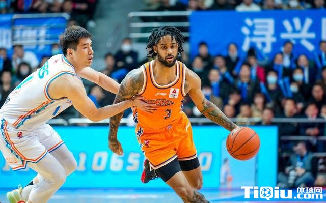 CBA今日4场对决