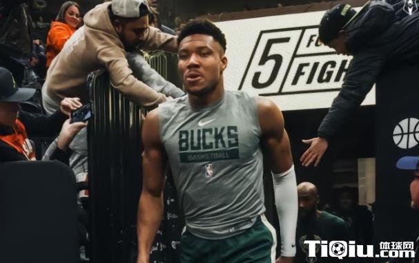 雄鹿144-116大胜爵士