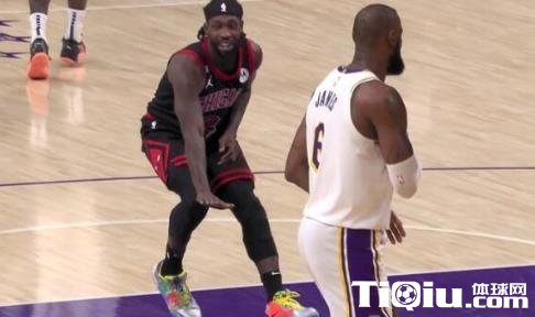 贝弗利嘲讽詹姆斯