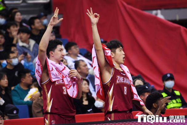 浙江队41分狂胜宁波队